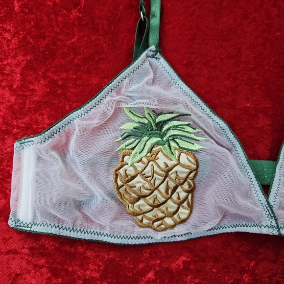 Babe Bralette Pineapple Out from Under Urban Outfitters. 🍍🍍🍍 - Picture 14 of 16